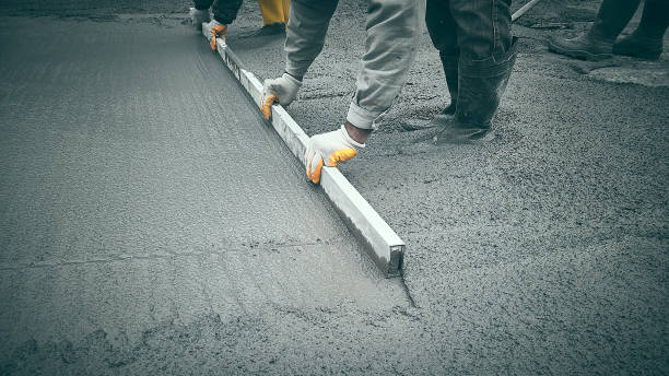 Best Concrete Crack Repair  in Elkader, IA